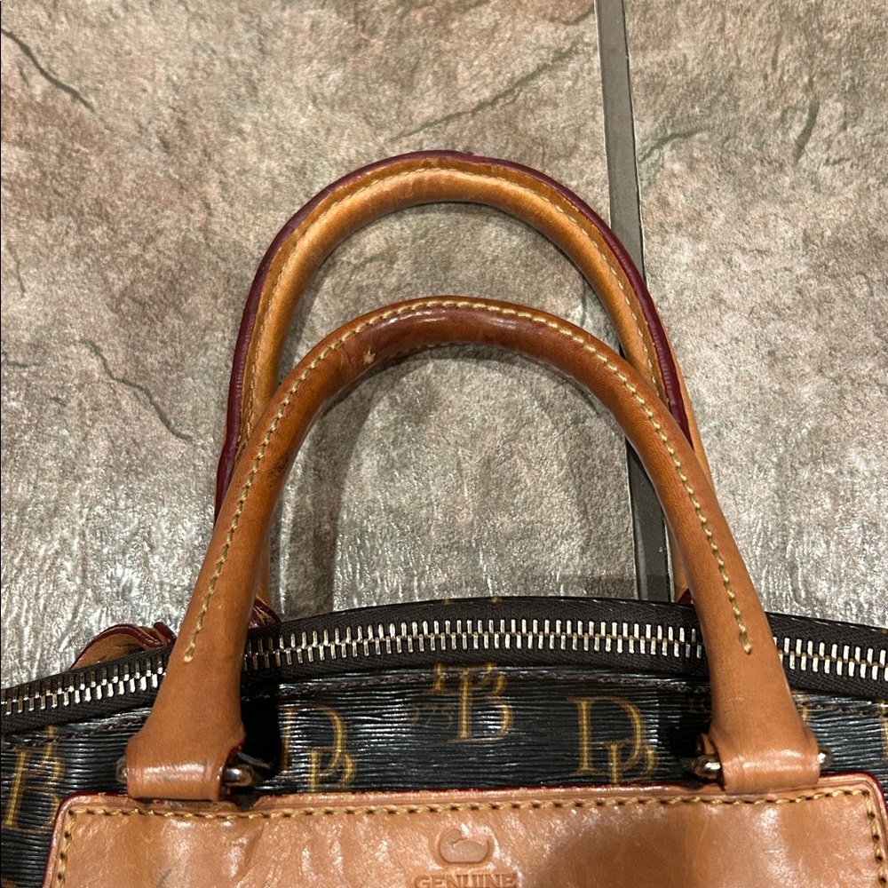 Vintage Dooney & Bourke Satchel Purse - Picture 3 of 14